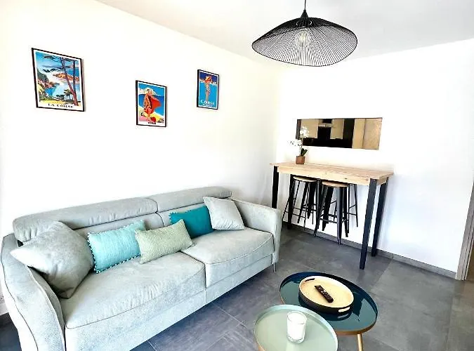 Pieds Dans L'eau, Tiuccia, 2-4 Pers דירה Casaglione