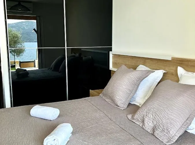 דירה Pieds Dans L'eau, Tiuccia, 2-4 Pers *