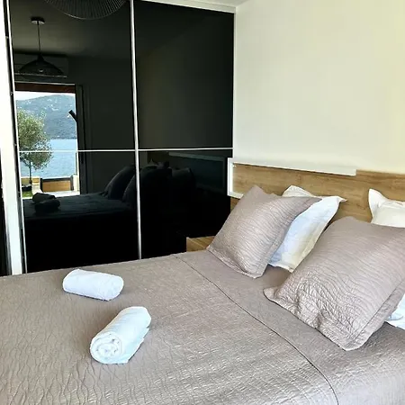Apartmán Pieds Dans L'eau, Tiuccia, 2-4 Pers *