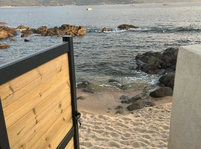 Pieds Dans L'eau, Tiuccia, 2-4 Pers Casaglione