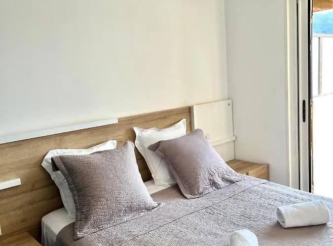 Pieds Dans L'eau, Tiuccia, 2-4 Pers 公寓 *