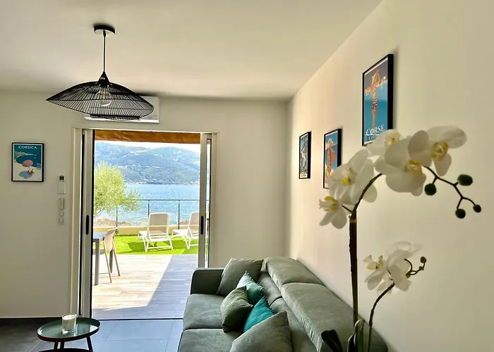 Pieds Dans L'eau, Tiuccia, 2-4 Pers Casaglione